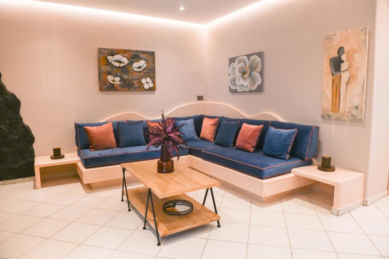 The Rock Luxury Homes Holiday home