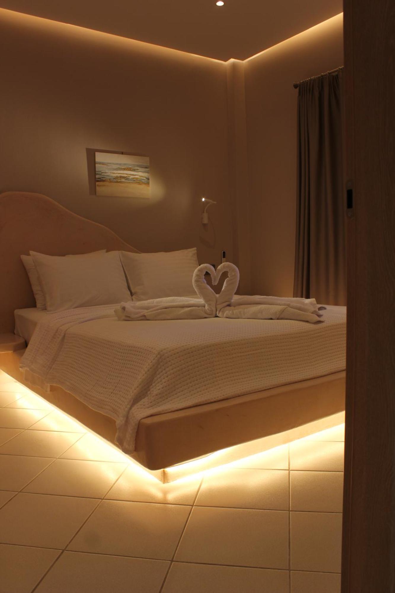 The Rock Luxury Homes Holiday home