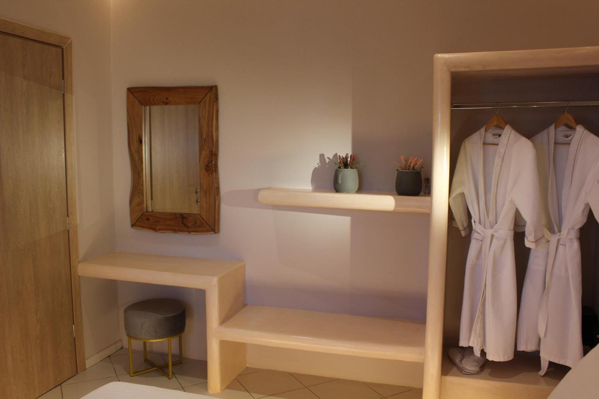 Holiday home The Rock Luxury Homes Messaria (Santorini)