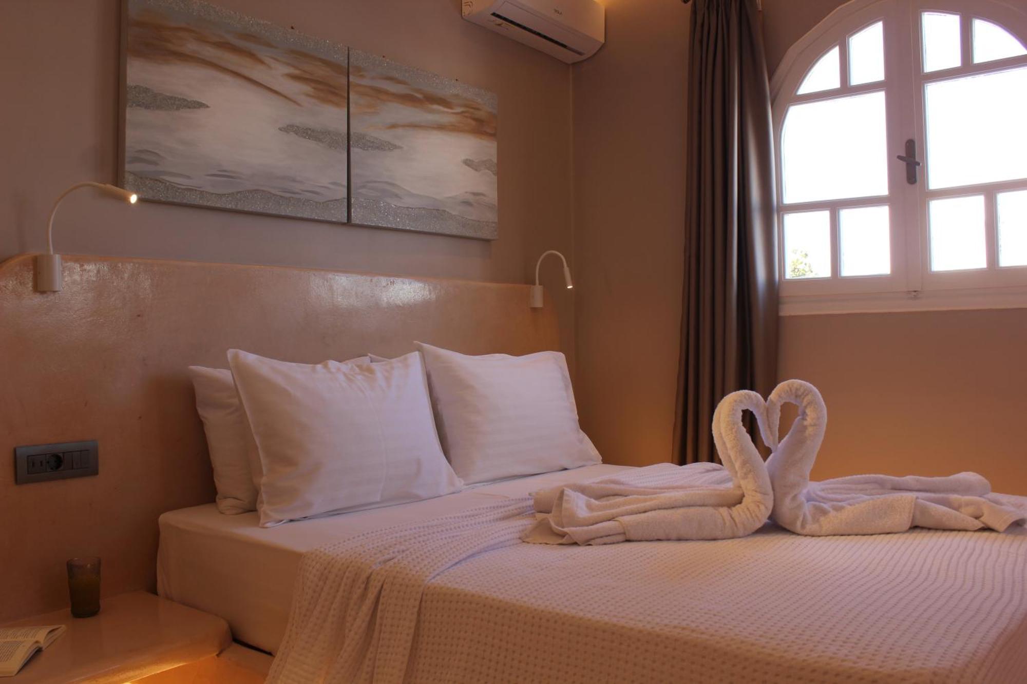 The Rock Luxury Homes Holiday home